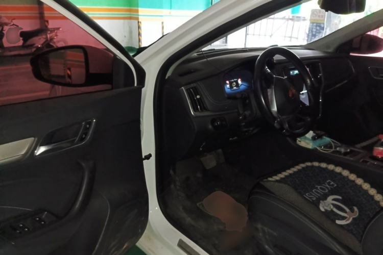 Used Roewe i6 New Energy 2017 45T Hybrid Connect & Smart Enjoyment Edition Driver Seat