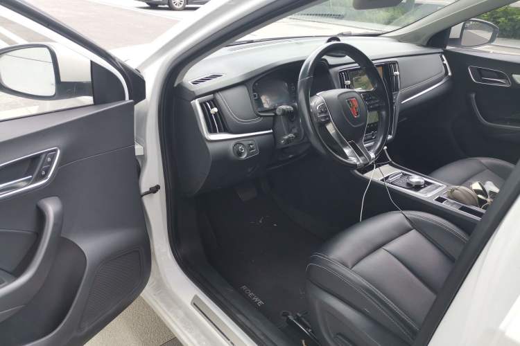 Used Roewe i6 New Energy 2017 45T Hybrid Connect & Smart Enjoyment Edition Driver Seat