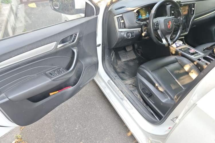 Used Roewe i6 New Energy 2017 45T Hybrid Connect & Smart Enjoyment Edition Driver Seat