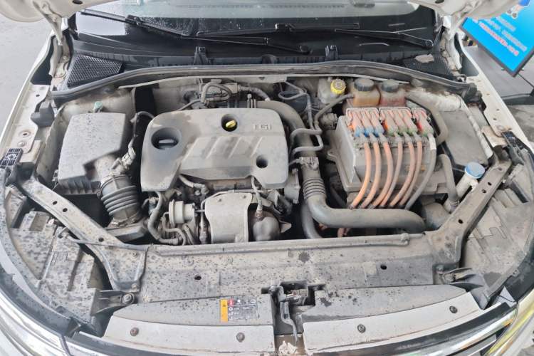 Used Roewe i6 New Energy 2017 45T Hybrid Connect & Smart Enjoyment Edition Engine Bay