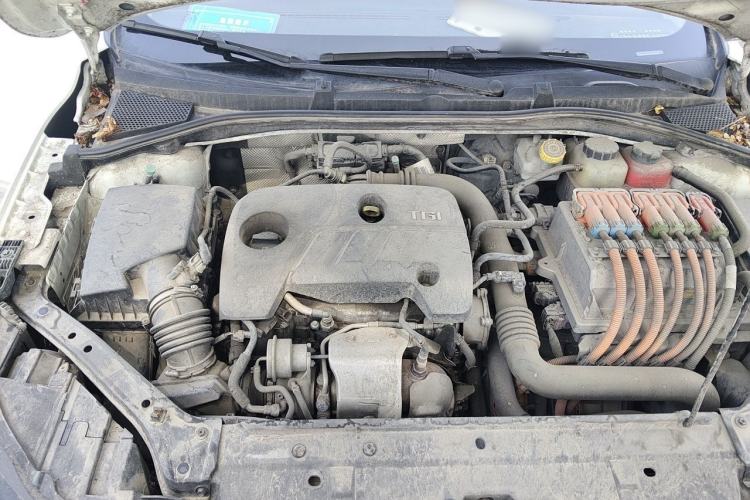 Used Roewe i6 New Energy 2017 45T Hybrid Connect & Smart Enjoyment Edition Engine Bay