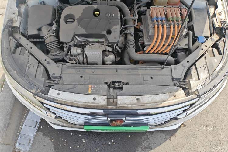 Used Roewe i6 New Energy 2017 45T Hybrid Connect & Smart Enjoyment Edition Engine Bay