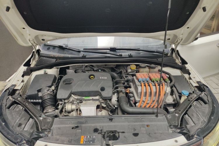 Used Roewe i6 New Energy 2017 45T Hybrid Connect & Smart Enjoyment Edition Engine Bay