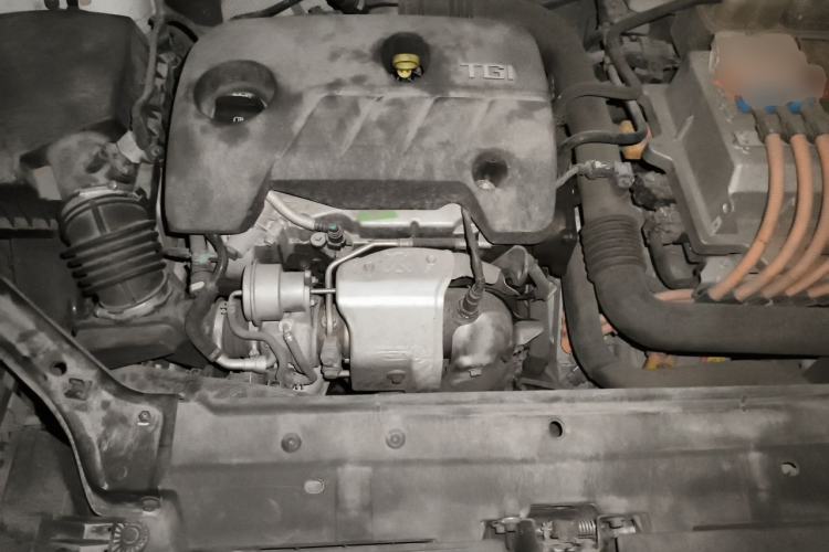 Used Roewe i6 New Energy 2017 45T Hybrid Connect & Smart Enjoyment Edition Engine Bay