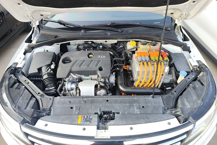 Used Roewe i6 New Energy 2017 45T Hybrid Connect & Smart Enjoyment Edition Engine Bay