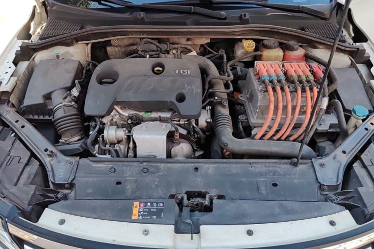 Used Roewe i6 New Energy 2017 45T Hybrid Connect & Smart Enjoyment Edition Engine Bay
