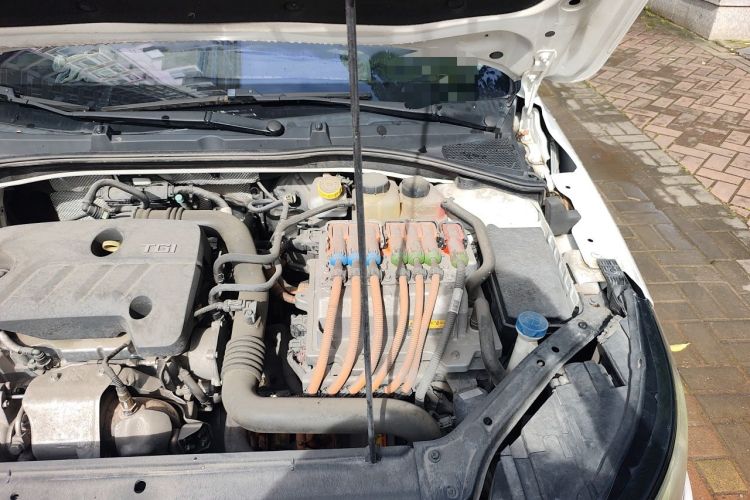 Used Roewe i6 New Energy 2017 45T Hybrid Connect & Smart Enjoyment Edition Engine Bay Left