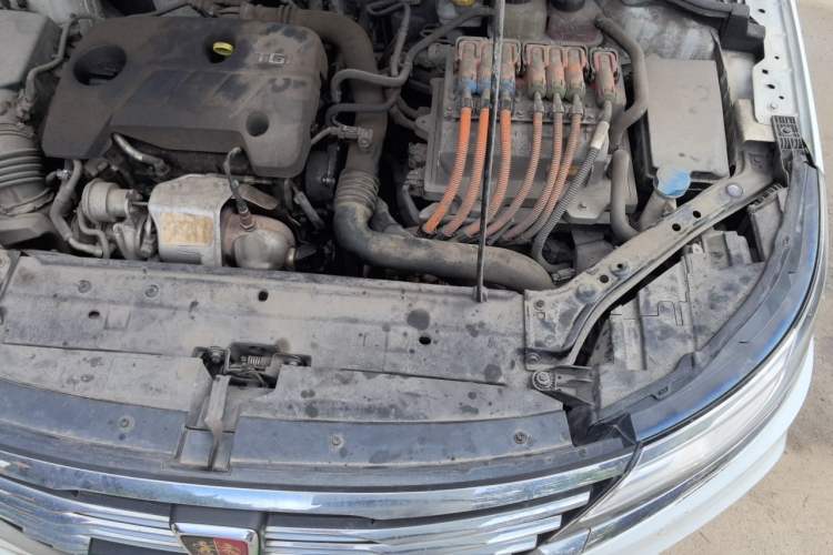 Used Roewe i6 New Energy 2017 45T Hybrid Connect & Smart Enjoyment Edition Engine Bay Left