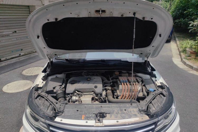 Used Roewe i6 New Energy 2017 45T Hybrid Connect & Smart Enjoyment Edition Engine Bay