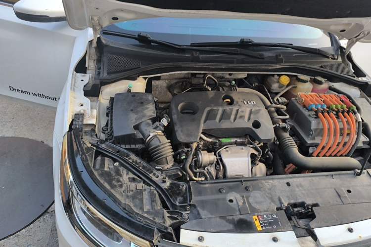 Used Roewe i6 New Energy 2017 45T Hybrid Connect & Smart Enjoyment Edition Engine Bay Right