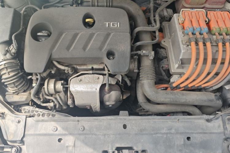Used Roewe i6 New Energy 2017 45T Hybrid Connect & Smart Enjoyment Edition Engine Bay