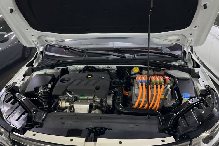 Used Roewe i6 New Energy 2017 45T Hybrid Connect & Smart Enjoyment Edition Engine Bay