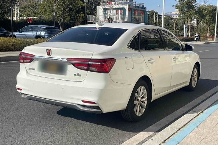 Used Roewe i6 New Energy 2017 45T Hybrid Connect & Smart Enjoyment Edition Exterior 2