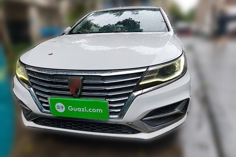 Used Roewe i6 New Energy 2017 45T Hybrid Connect & Smart Enjoyment Edition Front