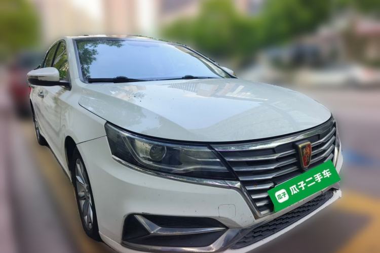 Used Roewe i6 New Energy 2017 45T Hybrid Connect & Smart Enjoyment Edition Front Right 45 Deg