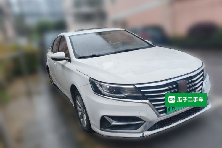 Used Roewe i6 New Energy 2017 45T Hybrid Connect & Smart Enjoyment Edition Front Right 45 Deg