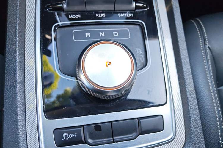 Used Roewe i6 New Energy 2017 45T Hybrid Connect & Smart Enjoyment Edition Gear Lever