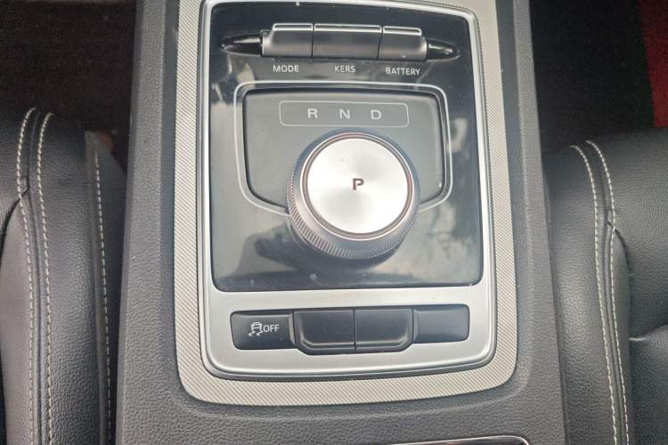 Used Roewe i6 New Energy 2017 45T Hybrid Connect & Smart Enjoyment Edition Gear Lever