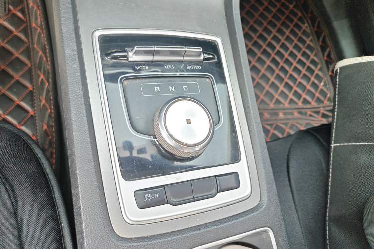 Used Roewe i6 New Energy 2017 45T Hybrid Connect & Smart Enjoyment Edition Gear Lever