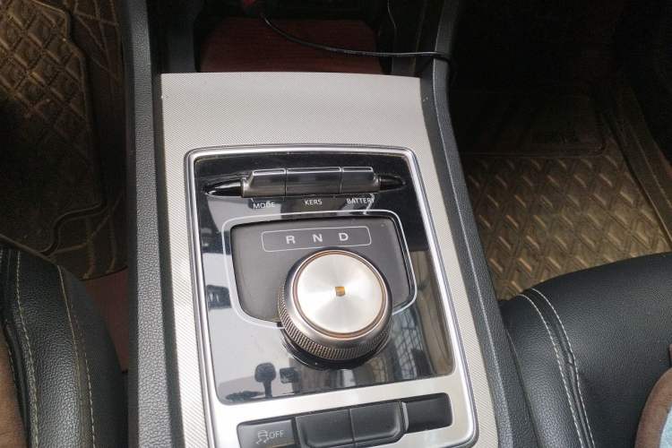 Used Roewe i6 New Energy 2017 45T Hybrid Connect & Smart Enjoyment Edition Gear Lever