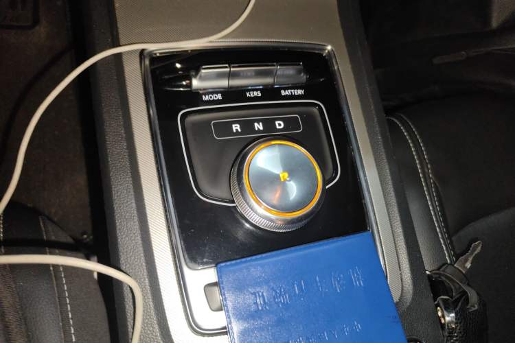 Used Roewe i6 New Energy 2017 45T Hybrid Connect & Smart Enjoyment Edition Gear Lever