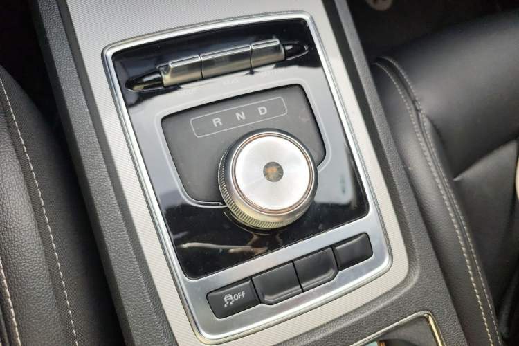 Used Roewe i6 New Energy 2017 45T Hybrid Connect & Smart Enjoyment Edition Gear Lever
