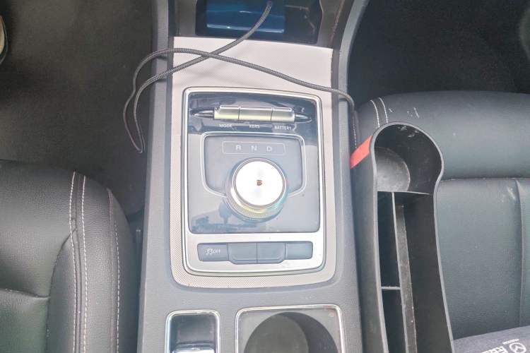 Used Roewe i6 New Energy 2017 45T Hybrid Connect & Smart Enjoyment Edition Gear Lever