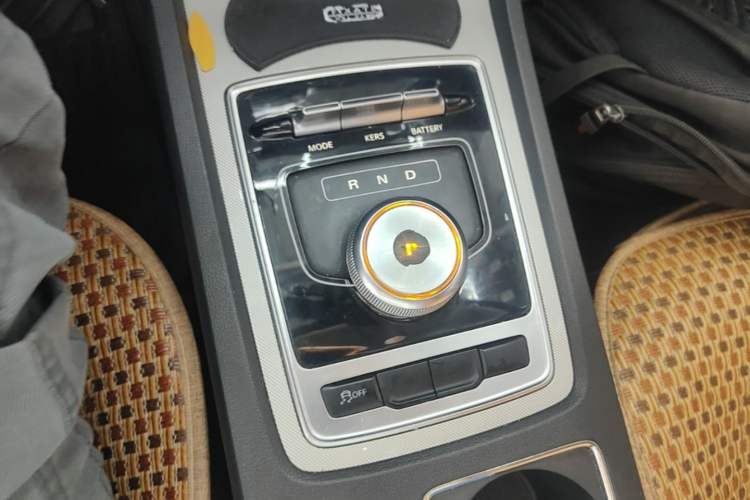 Used Roewe i6 New Energy 2017 45T Hybrid Connect & Smart Enjoyment Edition Gear Lever
