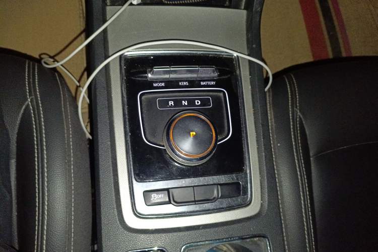 Used Roewe i6 New Energy 2017 45T Hybrid Connect & Smart Enjoyment Edition Gear Lever