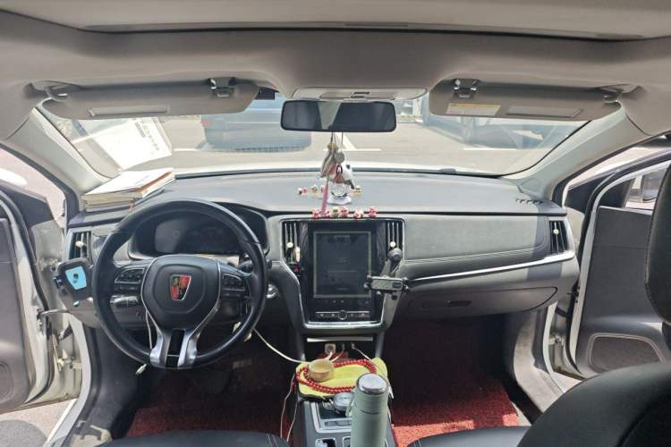 Used Roewe i6 New Energy 2017 45T Hybrid Connect & Smart Enjoyment Edition Headliner