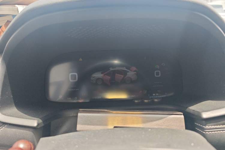 Used Roewe i6 New Energy 2017 45T Hybrid Connect & Smart Enjoyment Edition Instrument Cluster