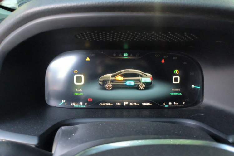 Used Roewe i6 New Energy 2017 45T Hybrid Connect & Smart Enjoyment Edition Instrument Cluster
