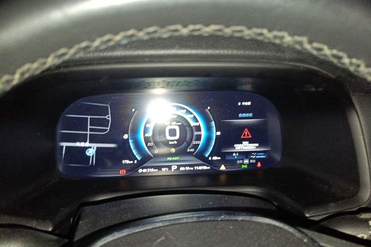 Used Roewe i6 New Energy 2017 45T Hybrid Connect & Smart Enjoyment Edition Instrument Cluster