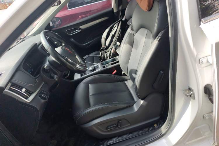 Used Roewe i6 New Energy 2017 45T Hybrid Connect & Smart Enjoyment Edition Left Front Seat