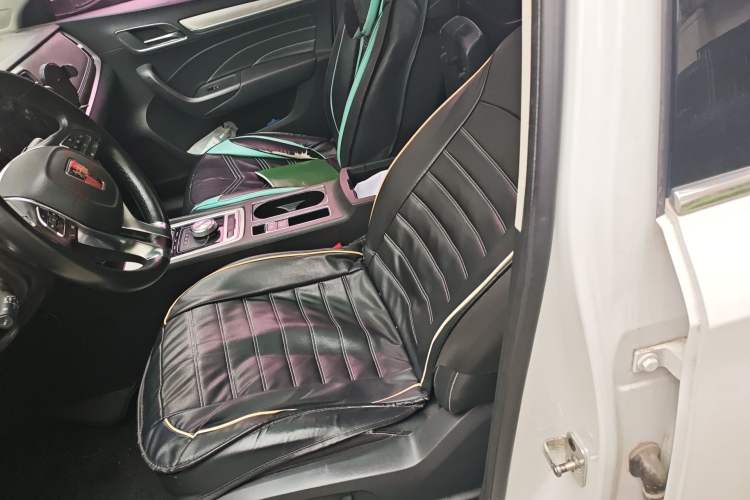 Used Roewe i6 New Energy 2017 45T Hybrid Connect & Smart Enjoyment Edition Left Front Seat