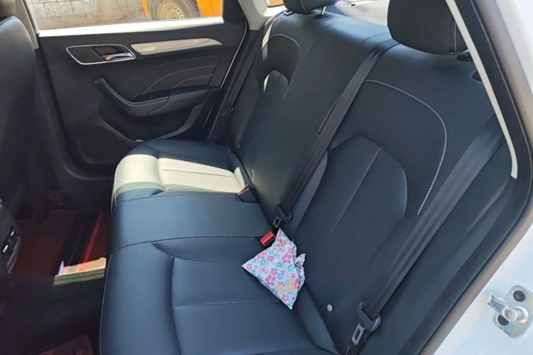 Used Roewe i6 New Energy 2017 45T Hybrid Connect & Smart Enjoyment Edition Left Rear Seat