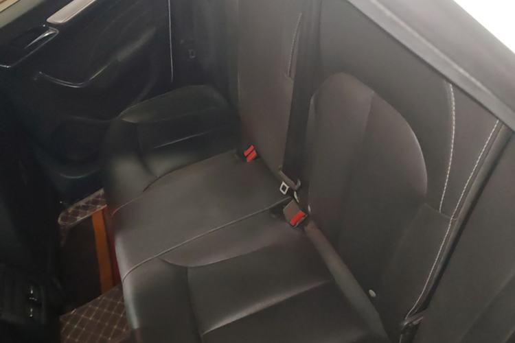 Used Roewe i6 New Energy 2017 45T Hybrid Connect & Smart Enjoyment Edition Left Rear Seat