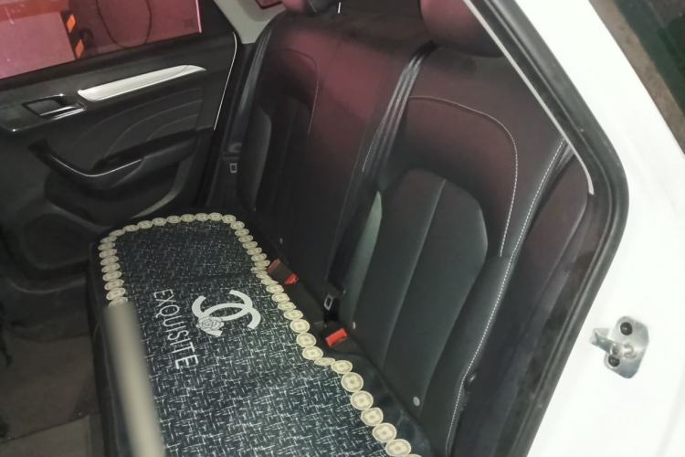 Used Roewe i6 New Energy 2017 45T Hybrid Connect & Smart Enjoyment Edition Left Rear Seat