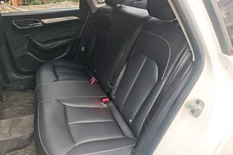 Used Roewe i6 New Energy 2017 45T Hybrid Connect & Smart Enjoyment Edition Left Rear Seat