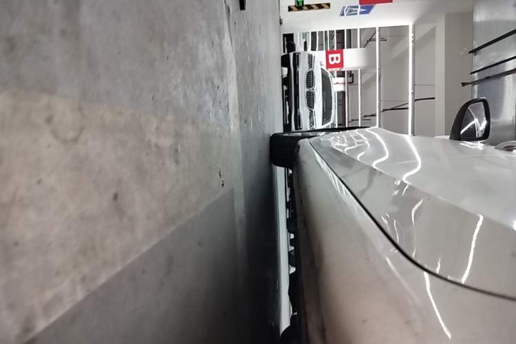 Used Roewe i6 New Energy 2017 45T Hybrid Connect & Smart Enjoyment Edition Left Side Sill