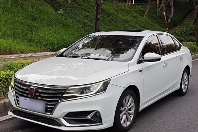 Used Roewe i6 New Energy 2017 45T Hybrid Connect & Smart Enjoyment Edition