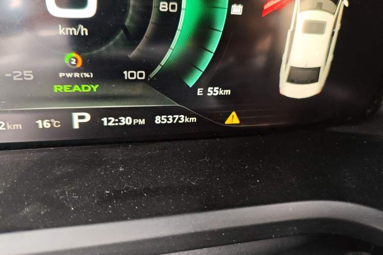 Used Roewe i6 New Energy 2017 45T Hybrid Connect & Smart Enjoyment Edition Odometer Close Up