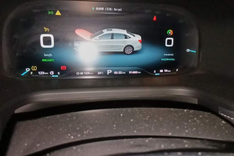 Used Roewe i6 New Energy 2017 45T Hybrid Connect & Smart Enjoyment Edition Odometer Close Up