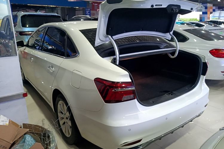 Used Roewe i6 New Energy 2017 45T Hybrid Connect & Smart Enjoyment Edition Rear Left 45 Deg