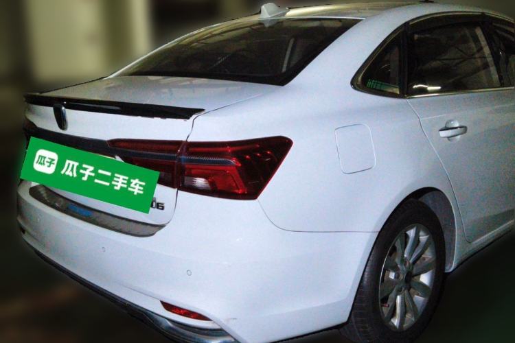 Used Roewe i6 New Energy 2017 45T Hybrid Connect & Smart Enjoyment Edition Rear Right 45 Deg