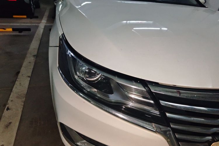 Used Roewe i6 New Energy 2017 45T Hybrid Connect & Smart Enjoyment Edition Right Front Headlight