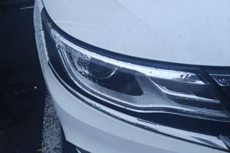 Used Roewe i6 New Energy 2017 45T Hybrid Connect & Smart Enjoyment Edition Right Front Headlight
