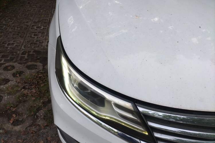 Used Roewe i6 New Energy 2017 45T Hybrid Connect & Smart Enjoyment Edition Right Front Headlight