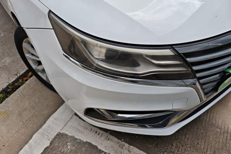 Used Roewe i6 New Energy 2017 45T Hybrid Connect & Smart Enjoyment Edition Right Front Headlight