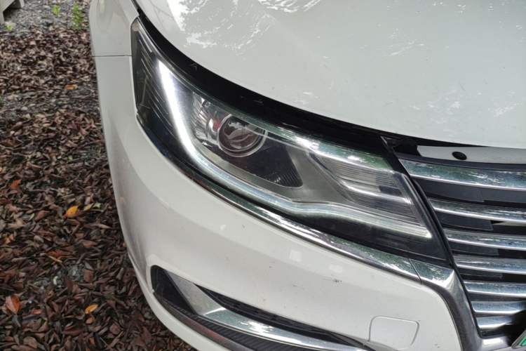 Used Roewe i6 New Energy 2017 45T Hybrid Connect & Smart Enjoyment Edition Right Front Headlight